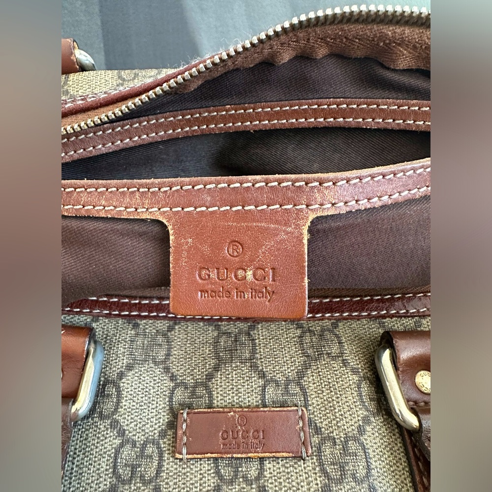 Pre-loved Authentic Gucci Vintage GG Supreme Medium Joy Boston Bag - Picture 11 of 16